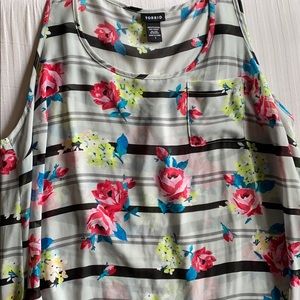 Torrid floral tank top